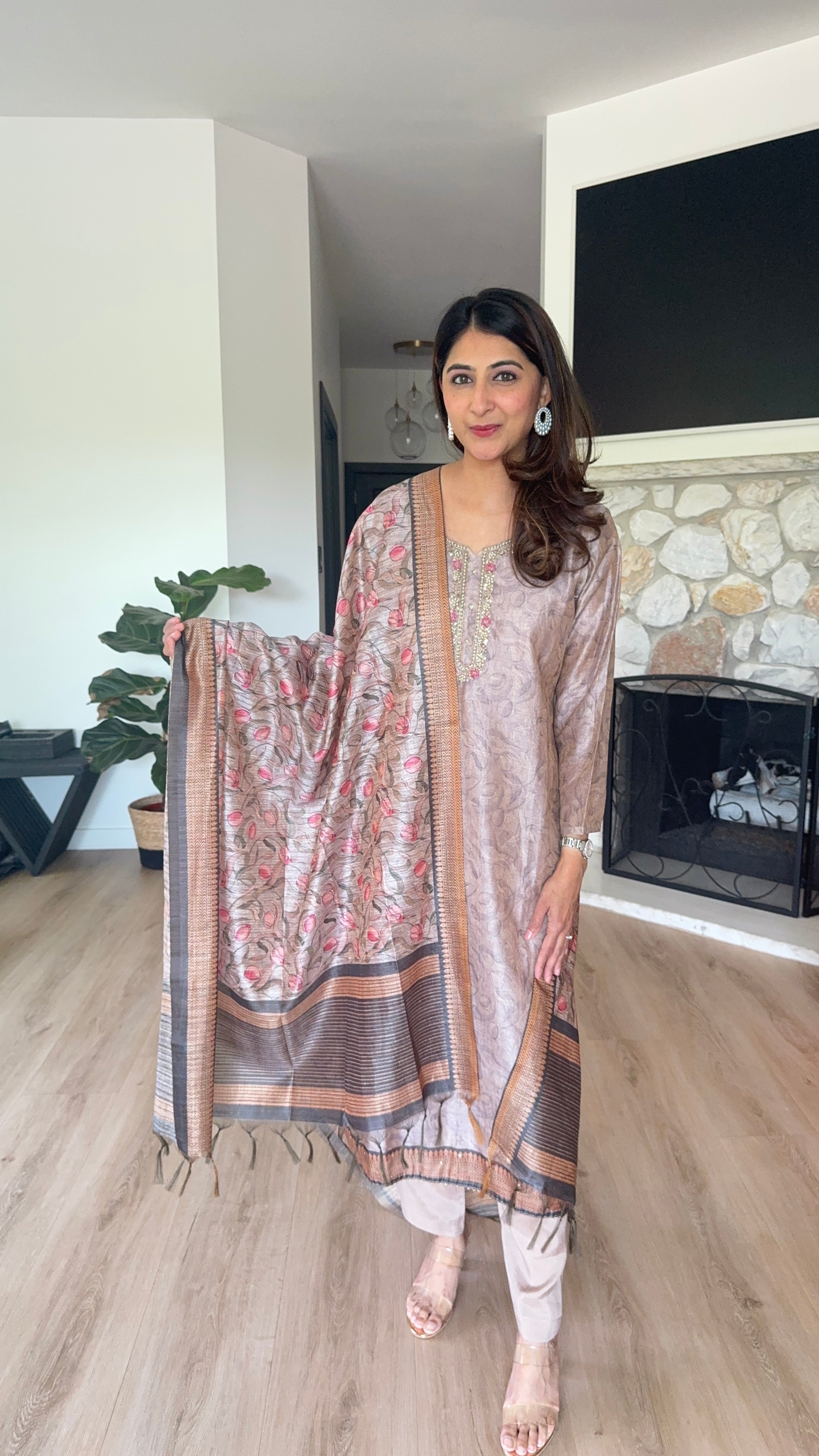 Light mauve chanderi kurta set with handloom printed dupatta