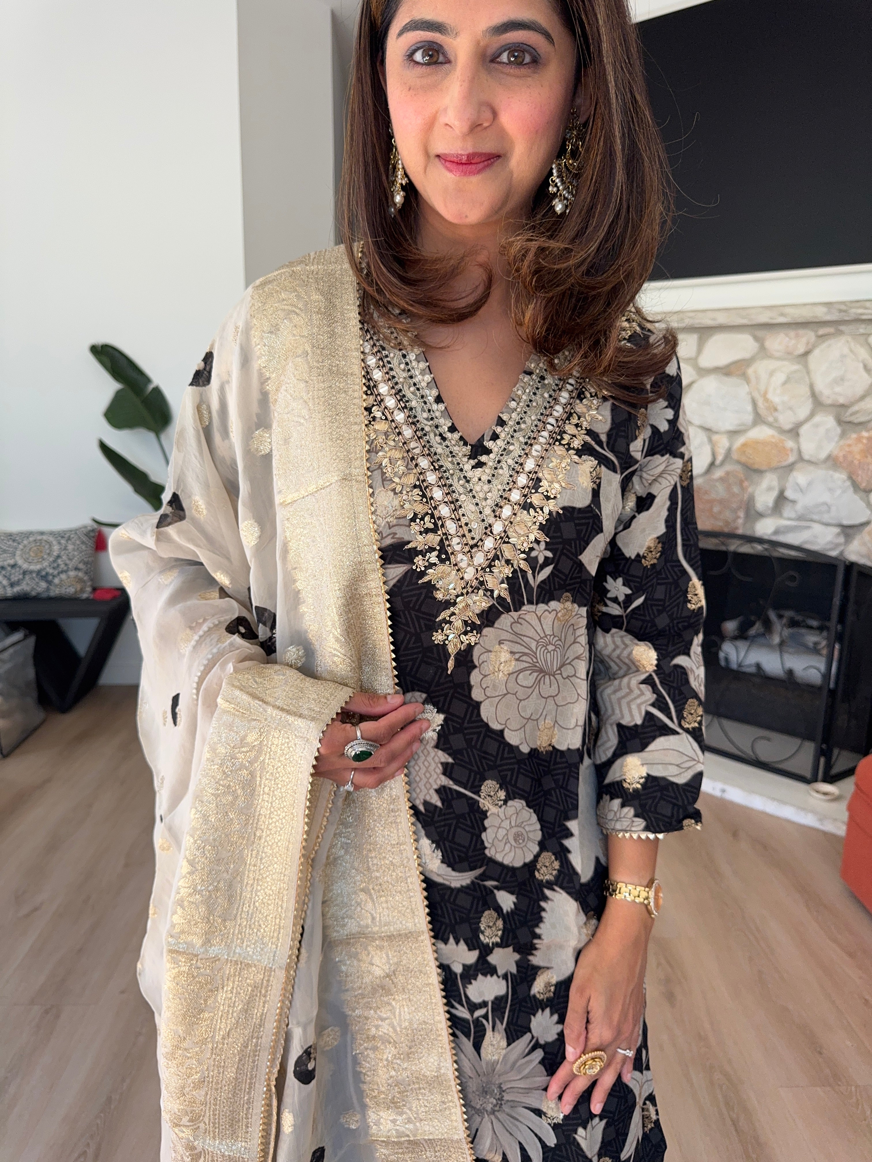 Black and ivory soft organza printed v-neck kurta set with organza dupatta