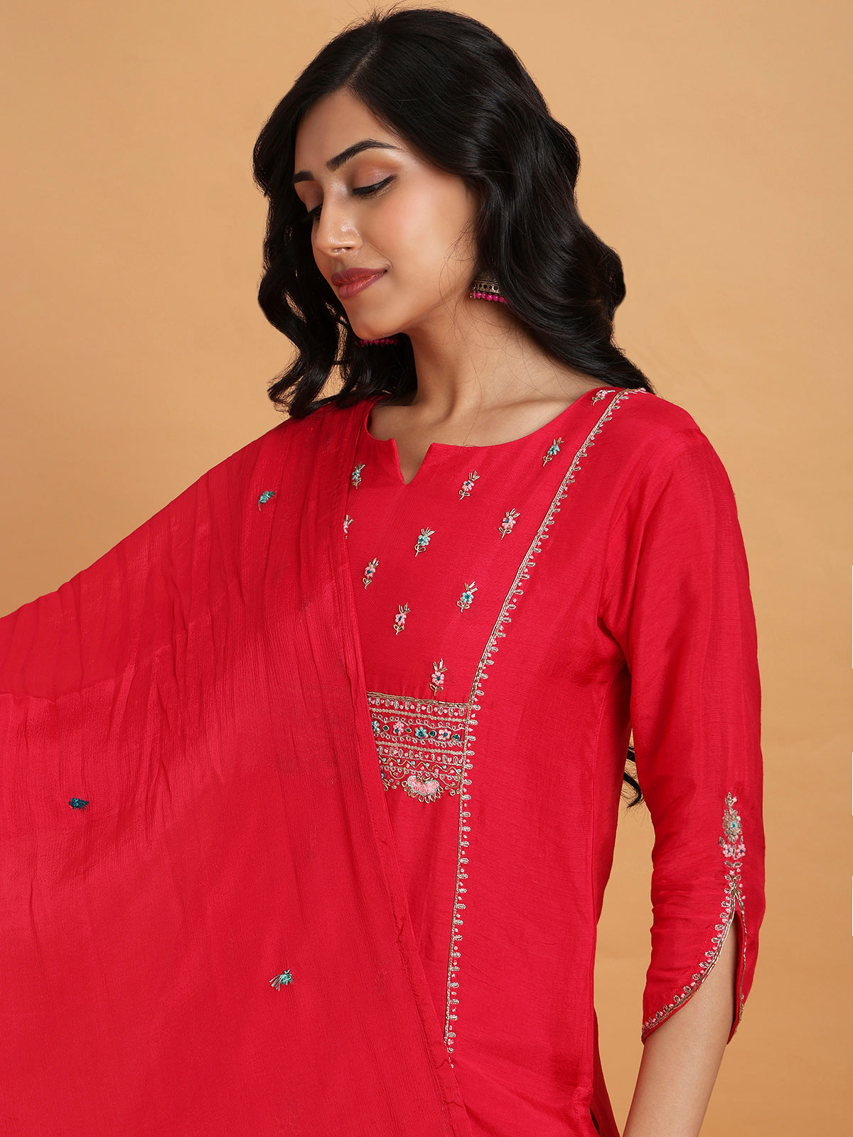 Red kurta set with tulip sleeves