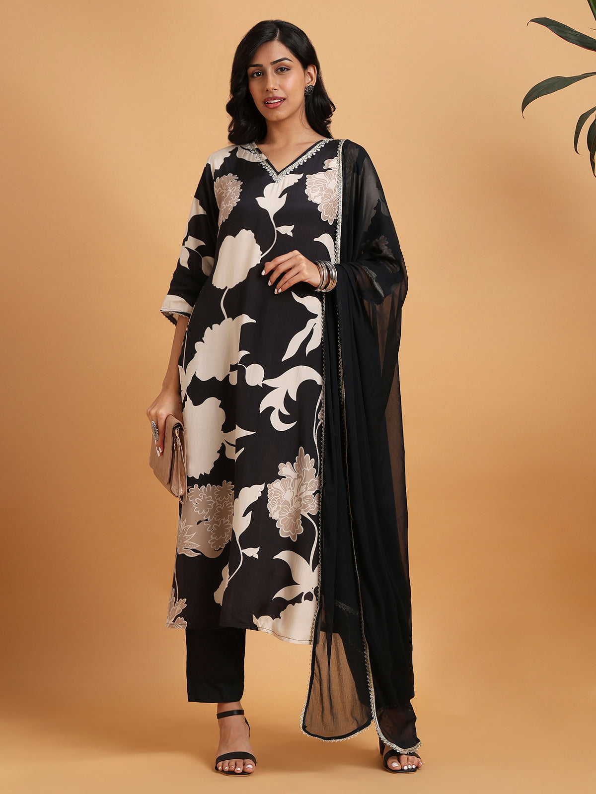 Black and white floral printed kurta set