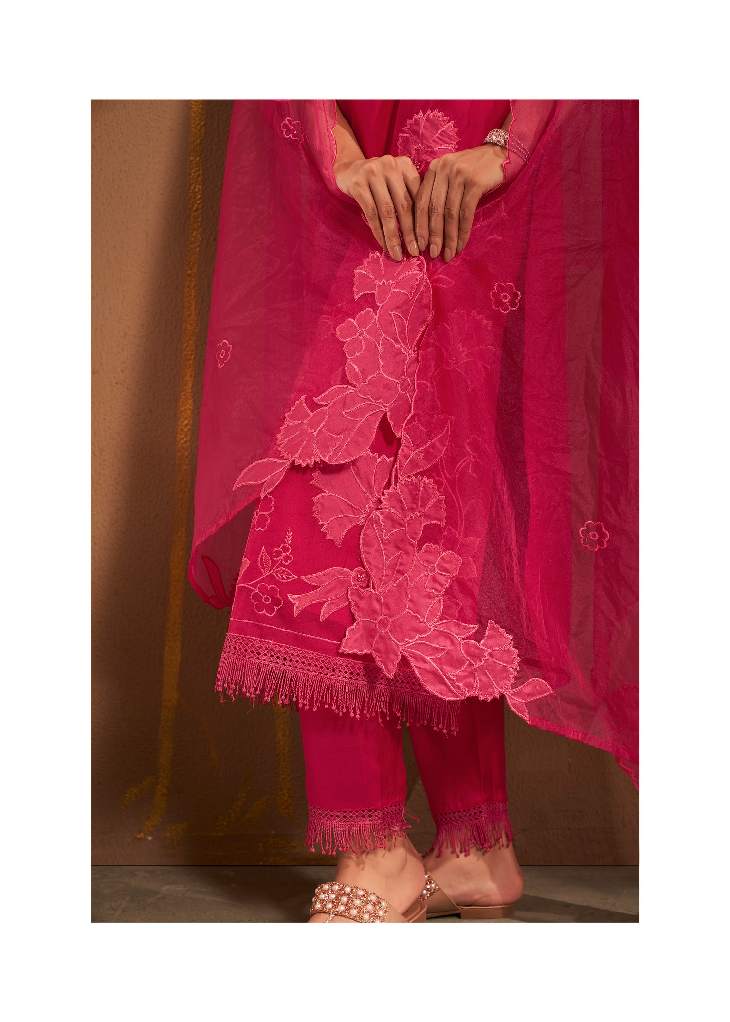 Deep pink floral applique kurta with pink dupatta