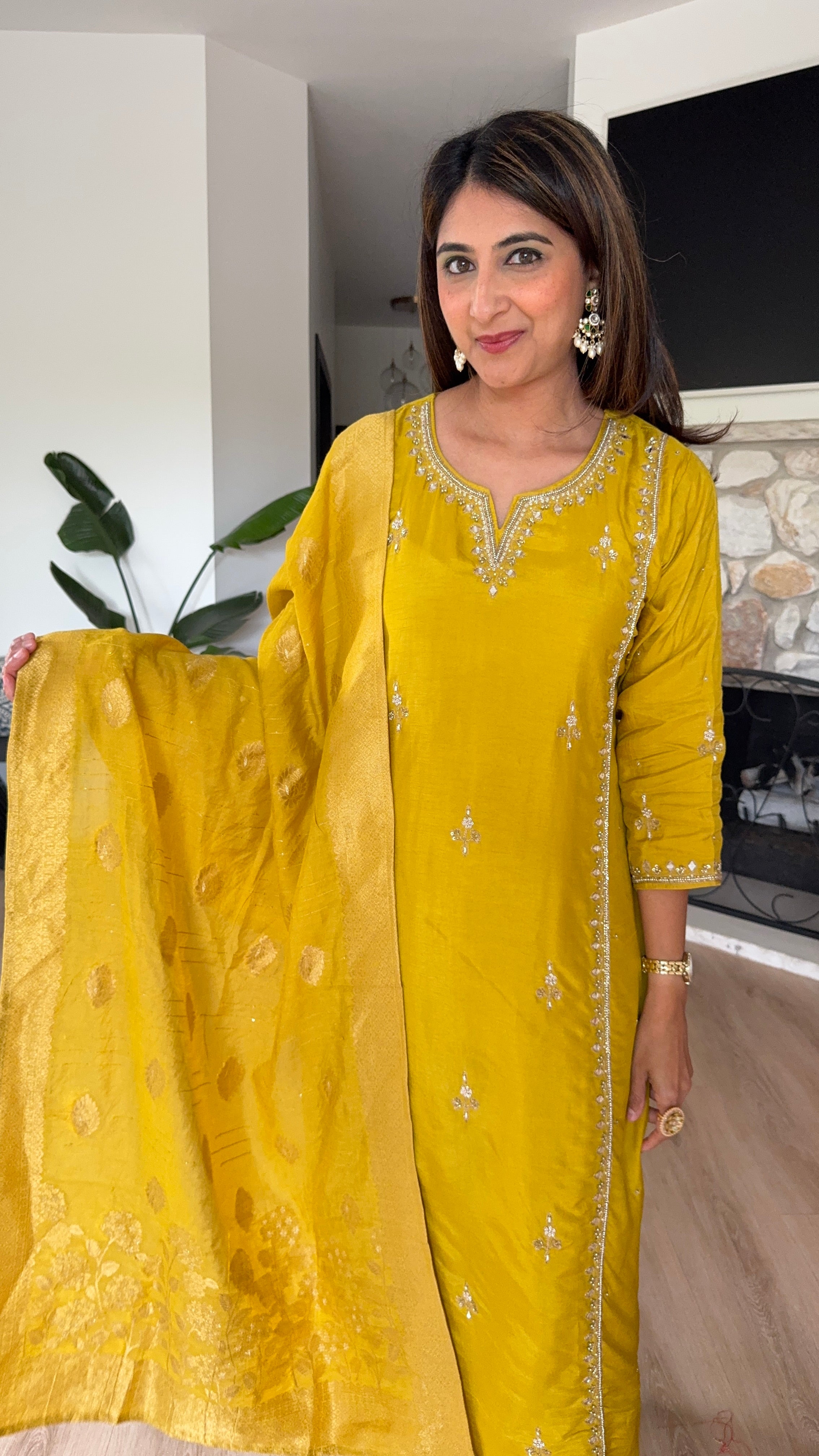 Yellow dola silk kurta set with yellow woven dupatta