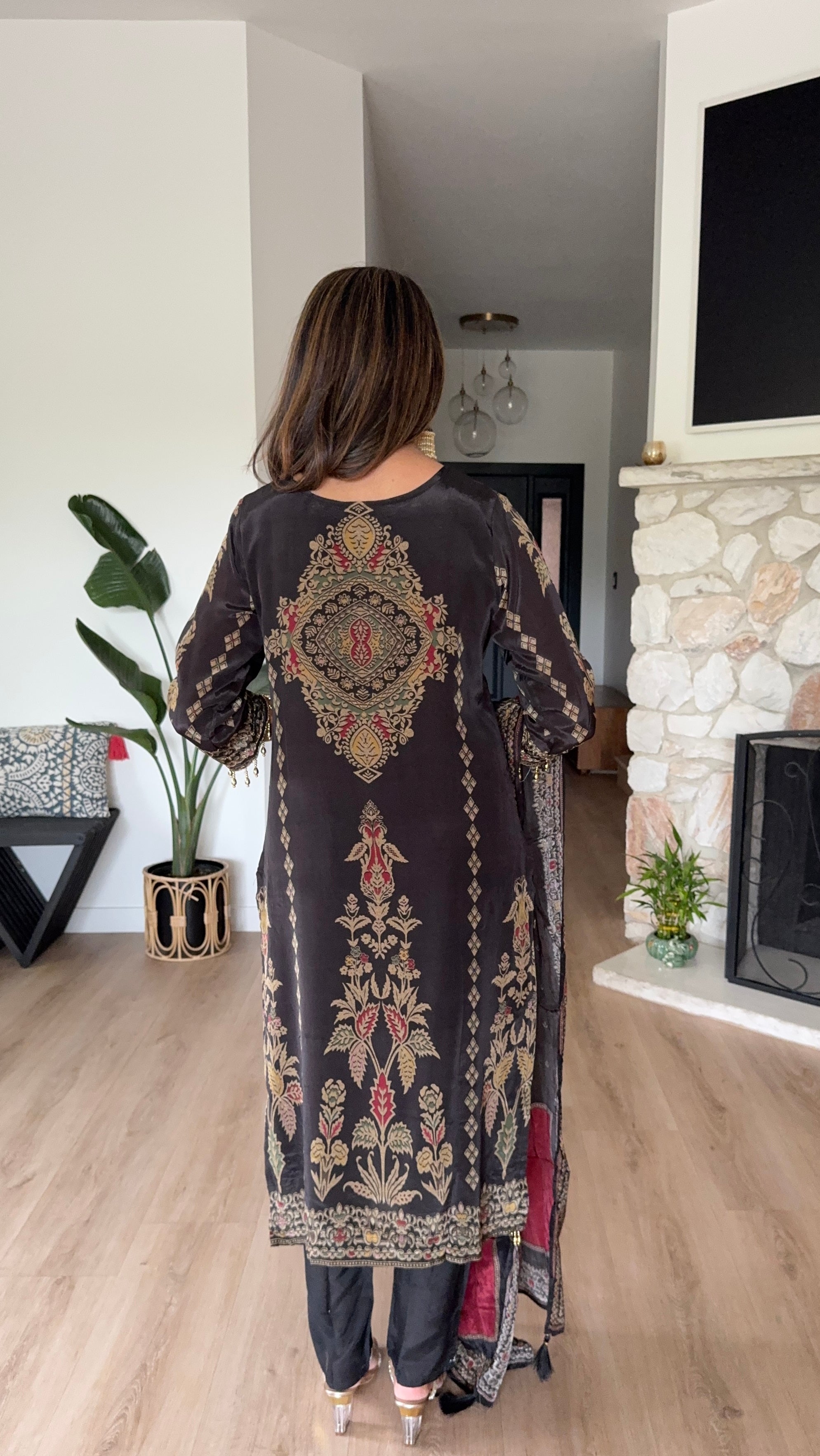 Black and red printed crepe kurta set with crepe dupatta