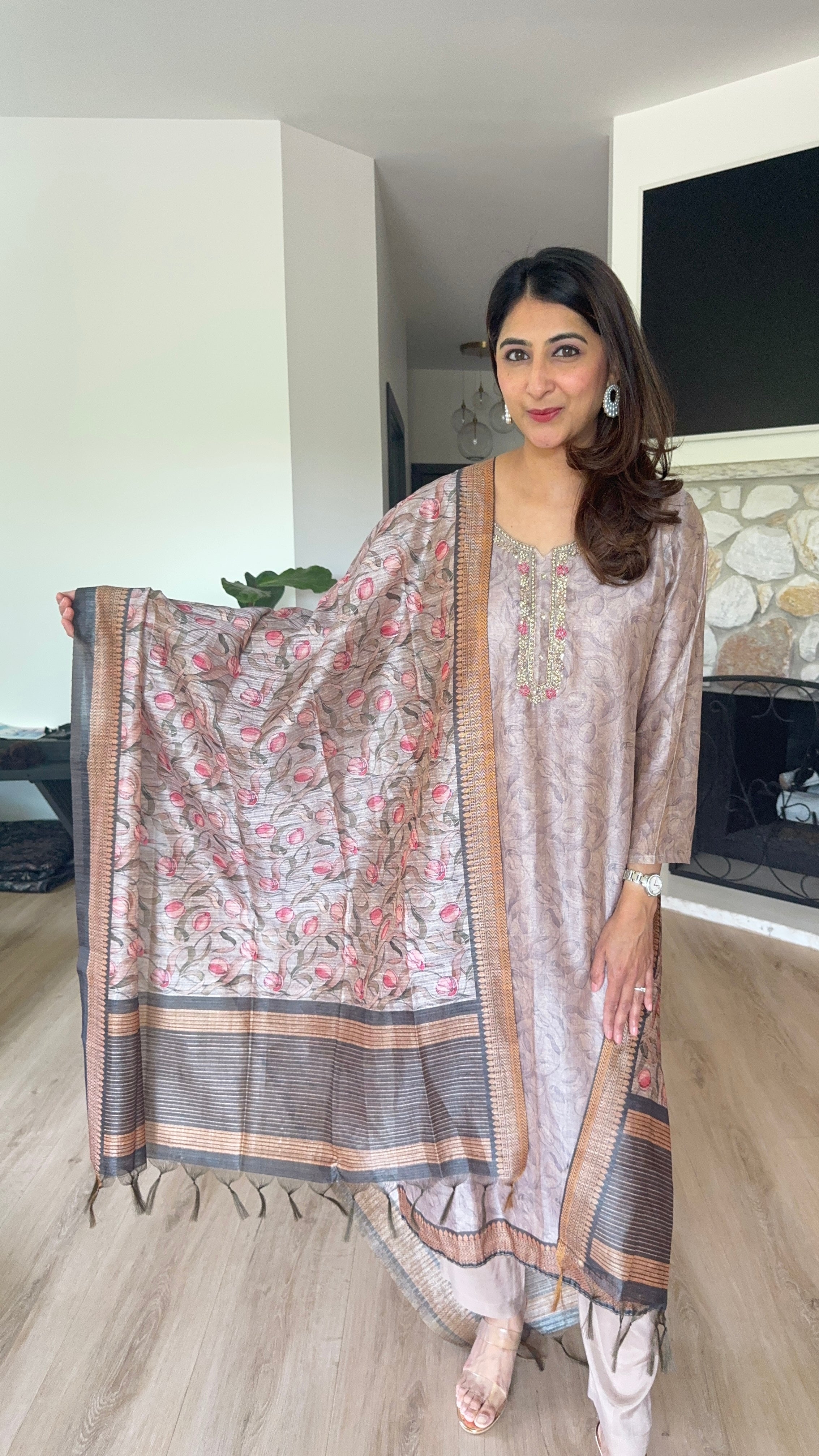 Light mauve chanderi kurta set with handloom printed dupatta