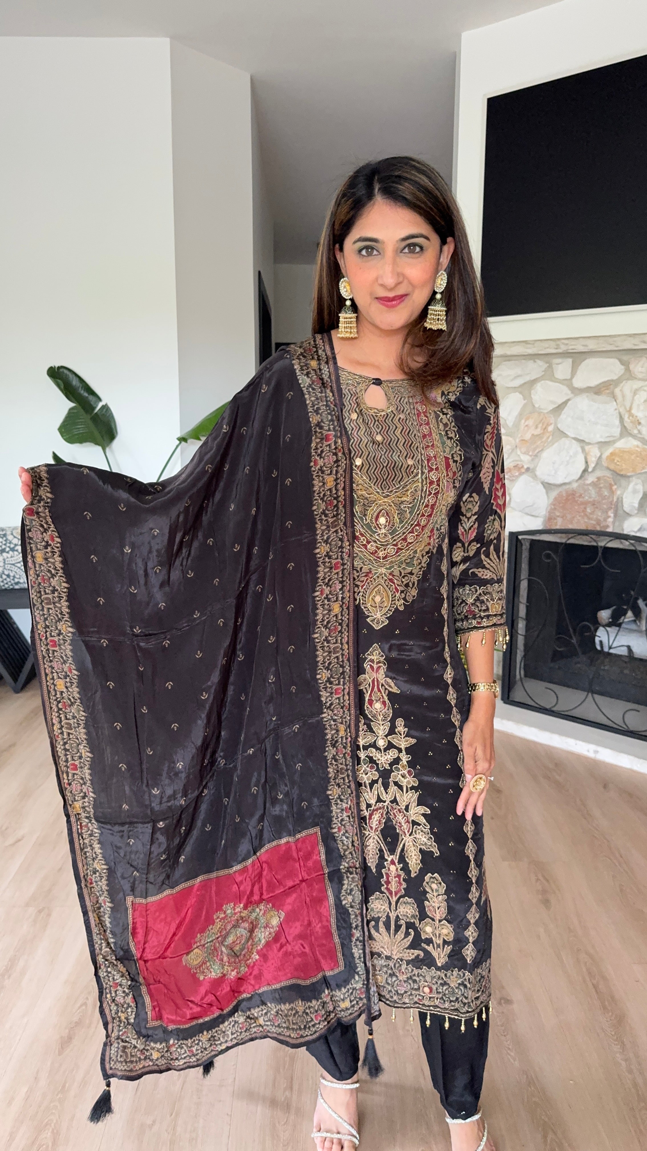 Black and red printed crepe kurta set with crepe dupatta