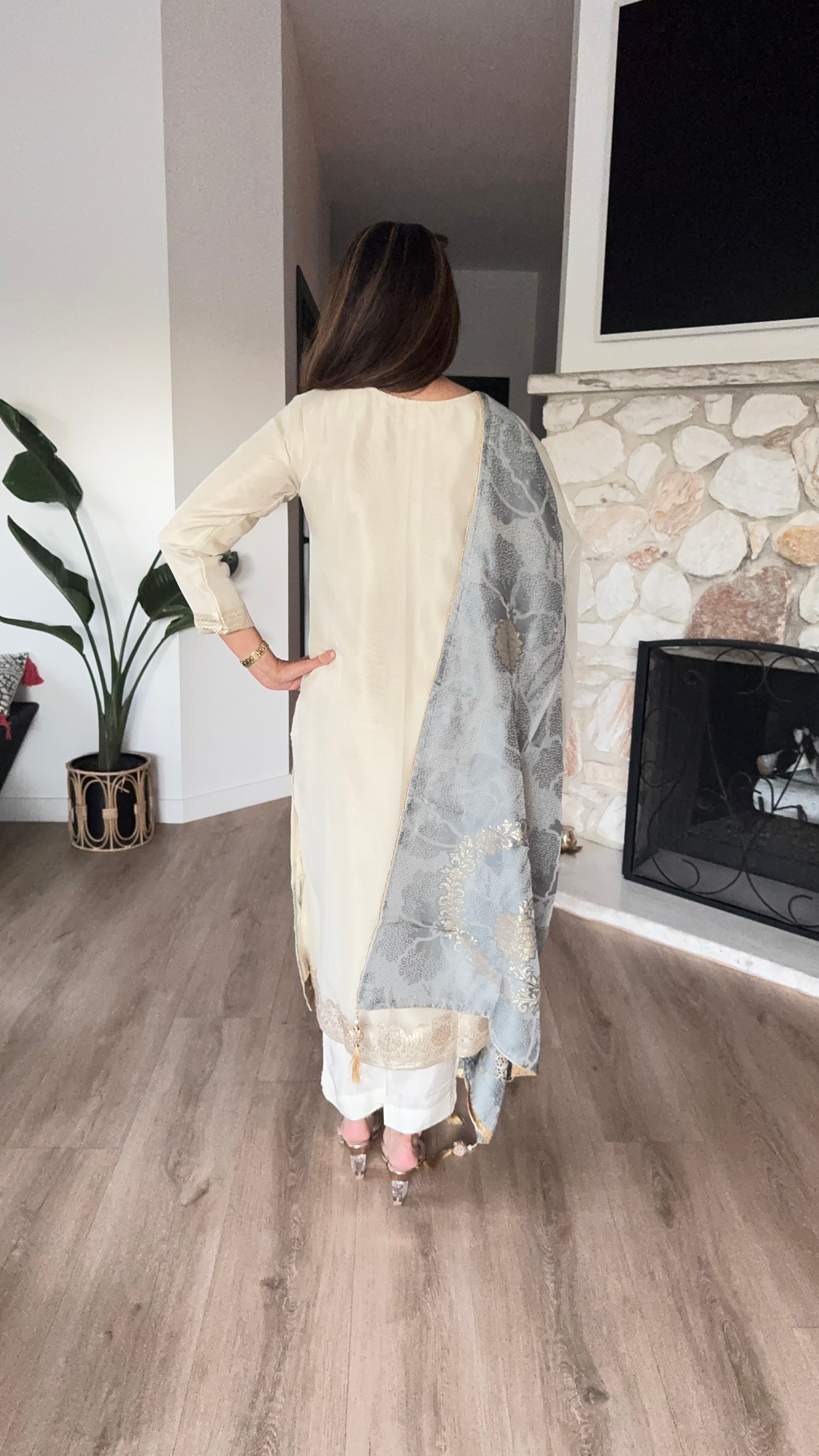 Ivory and blue tissue kurta set with tissue dupatta