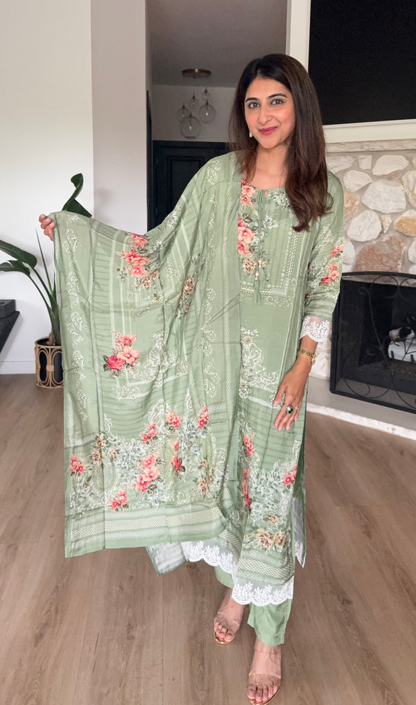 Sea green floral printed muslin kurta set with lace detailing