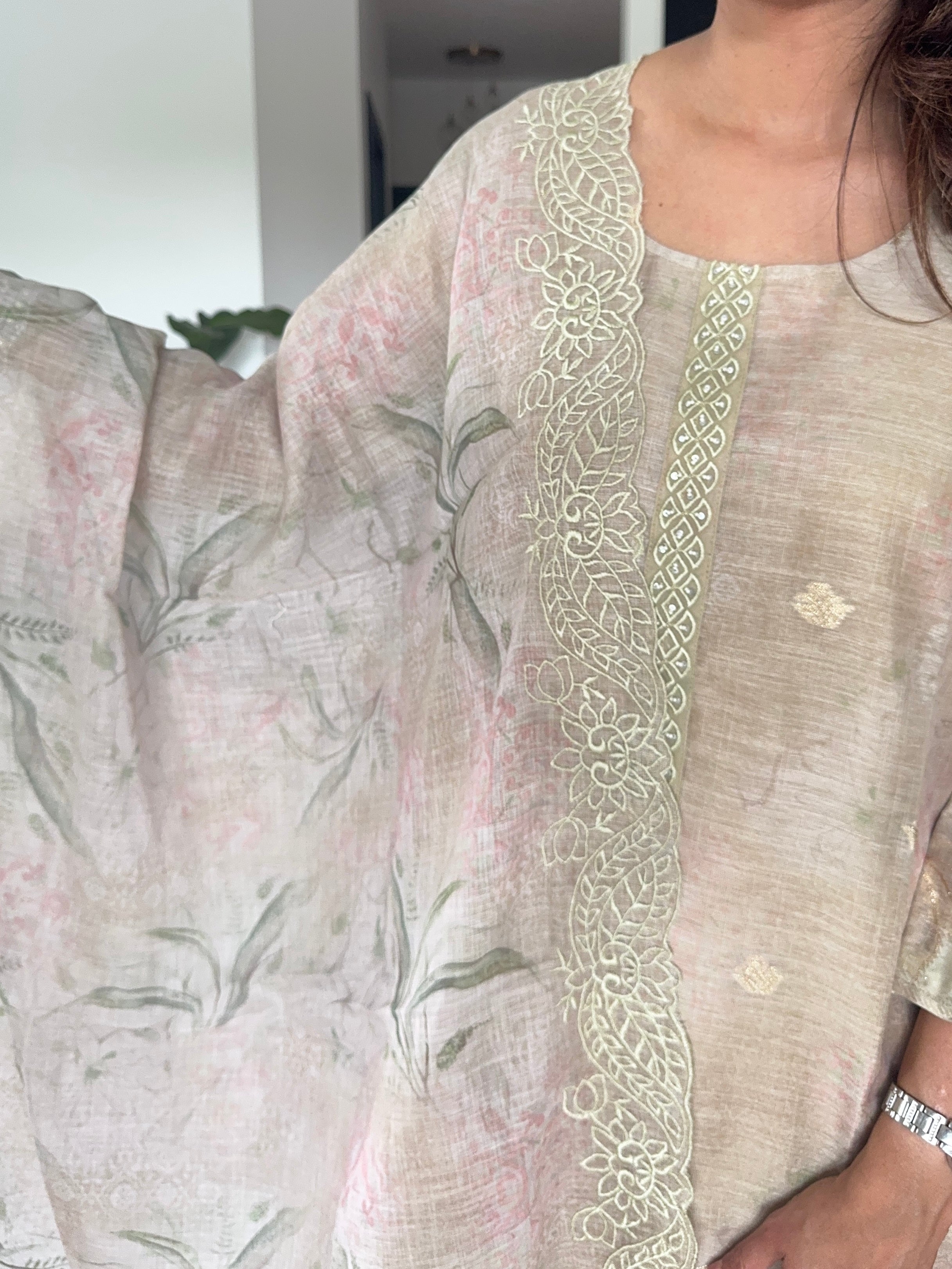 Light beige linen blend kurta set with cutwork dupatta