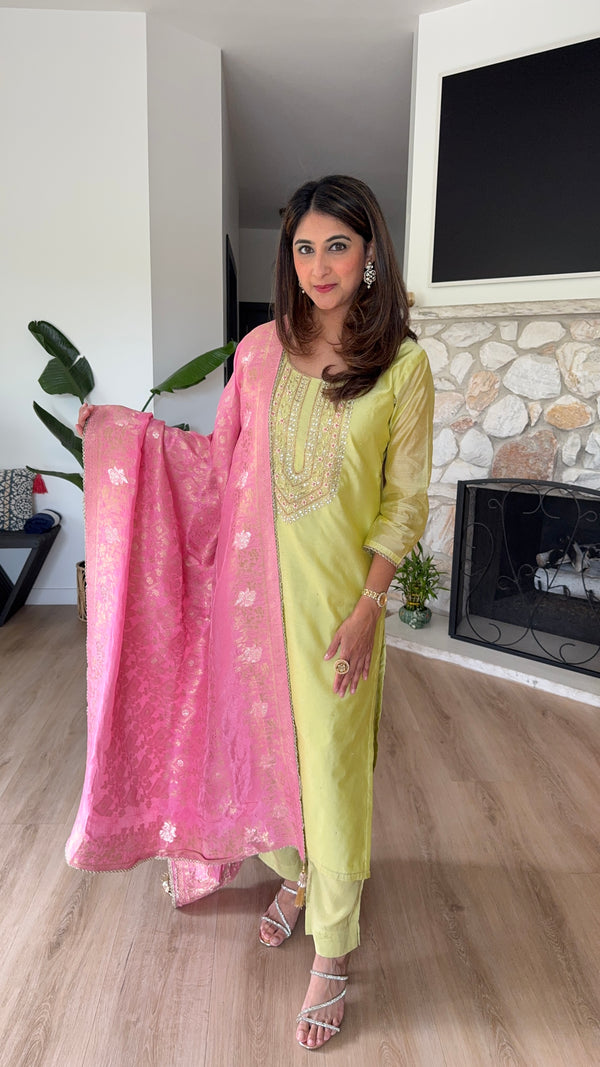 Lemon yellow chanderi silk kurta set with soft pink brocade dupatta