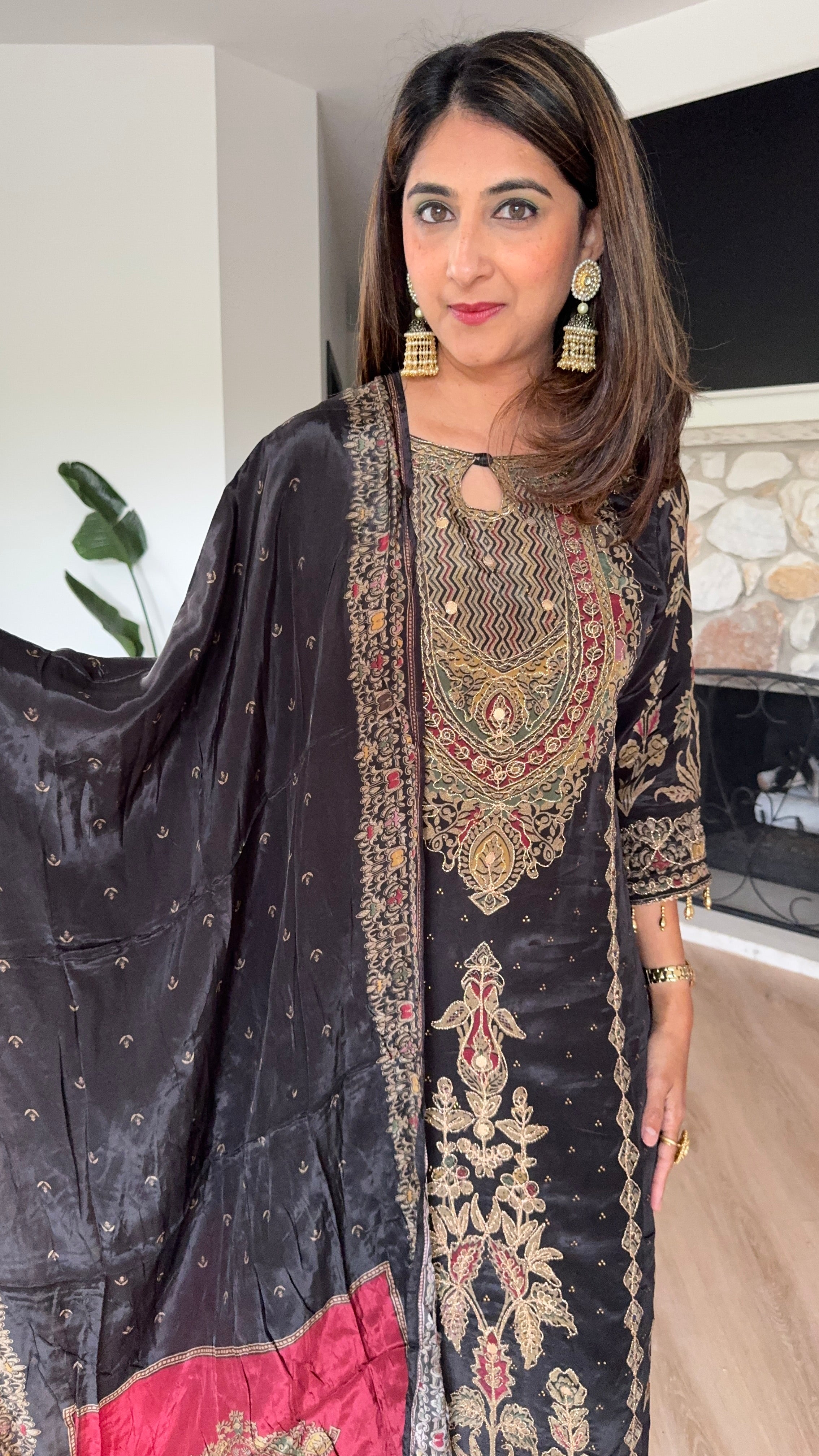 Black and red printed crepe kurta set with crepe dupatta
