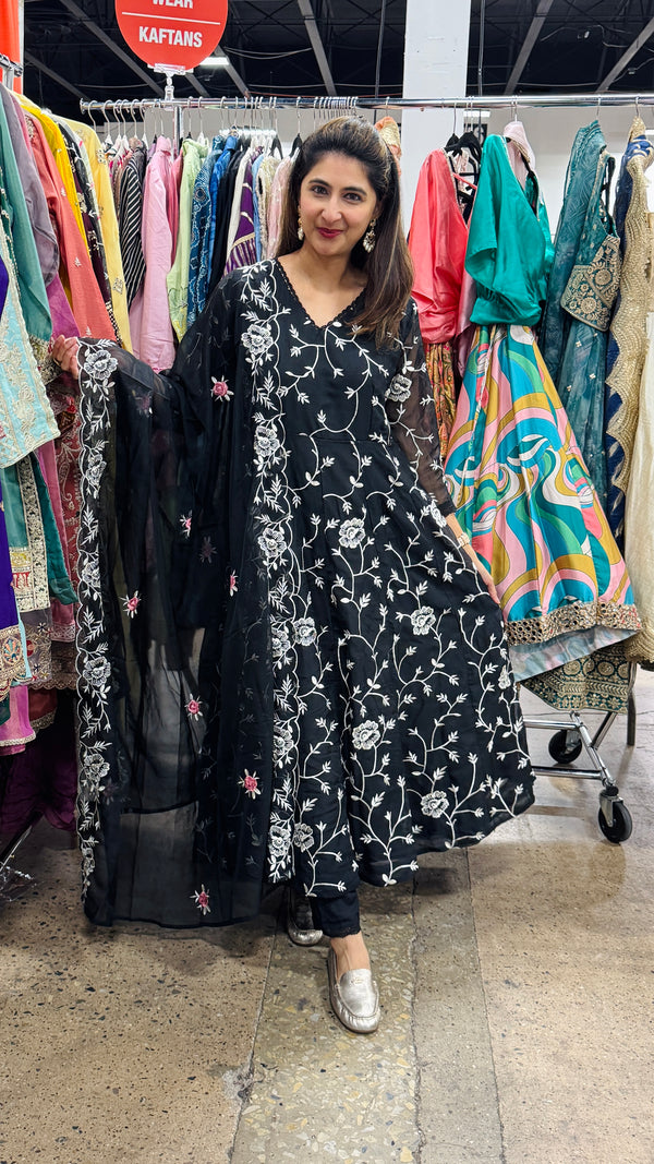 Black soft organza anarkali kurta set with scallop dupatta