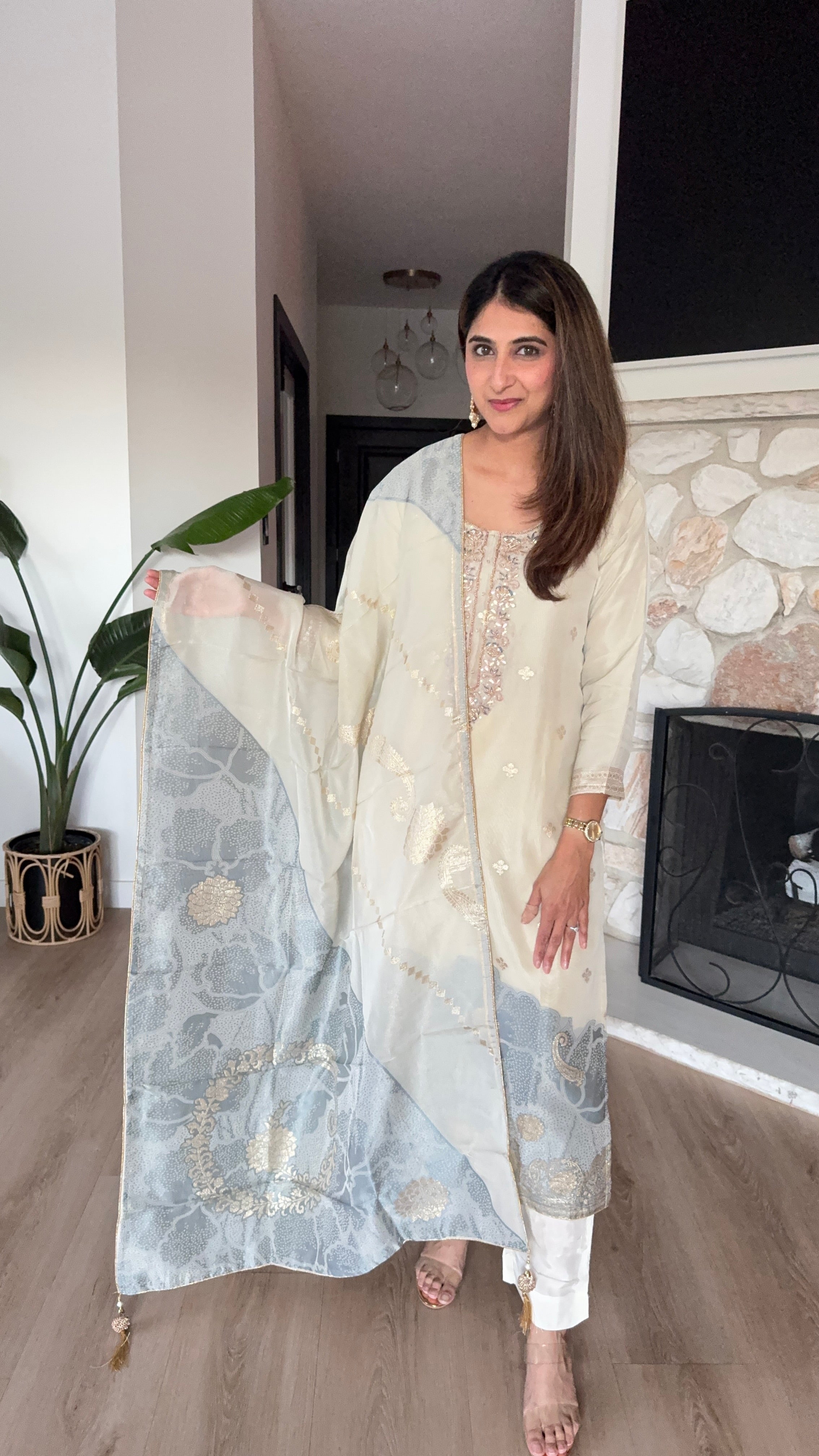 Ivory and blue tissue kurta set with tissue dupatta