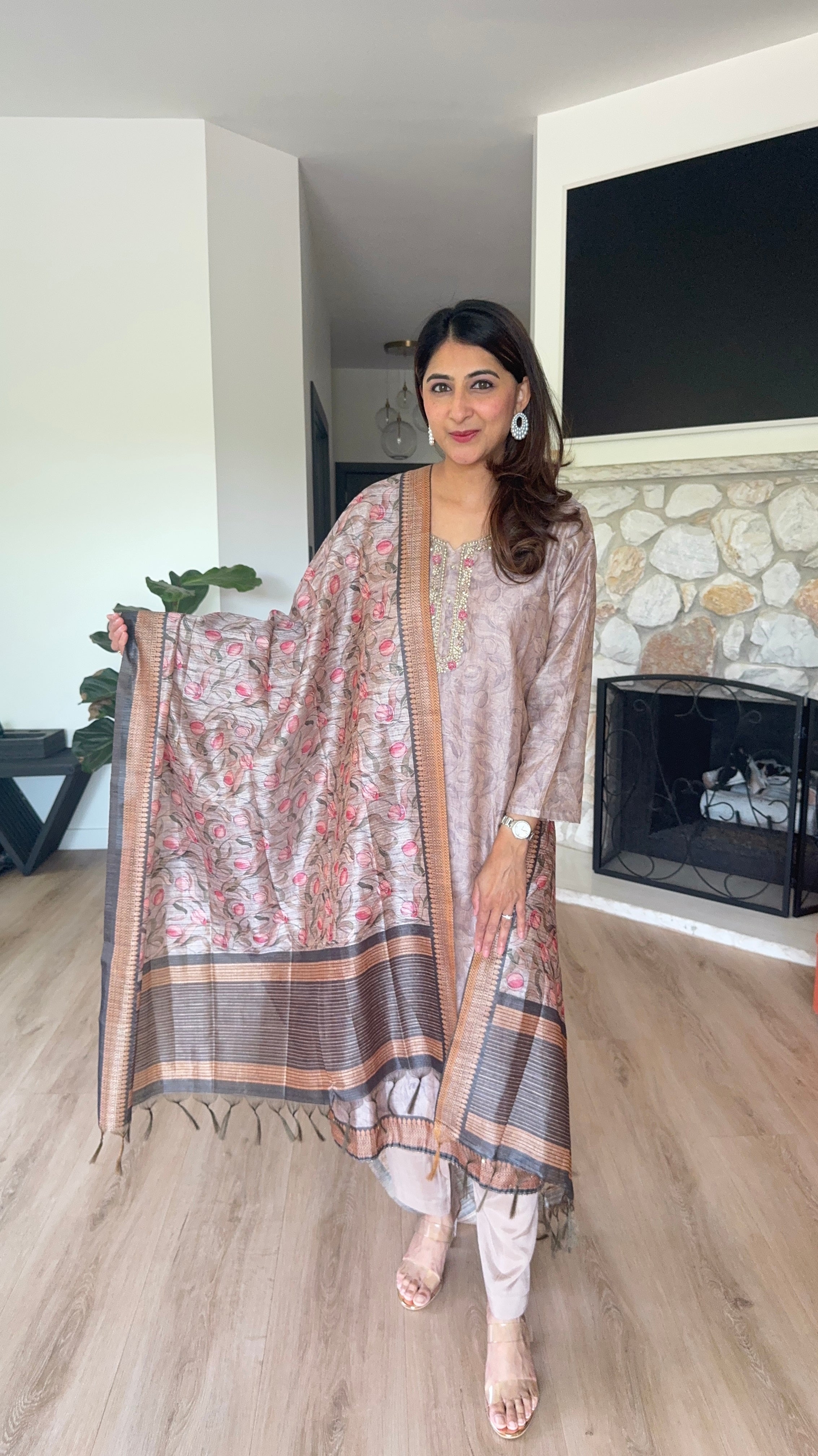 Light mauve chanderi kurta set with handloom printed dupatta