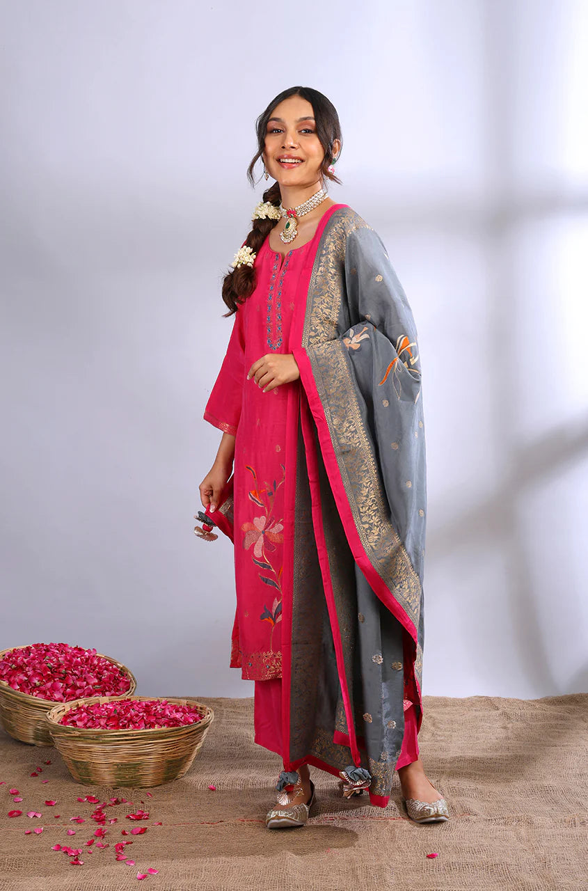 Dark pink muslin jacquard kurta set with grey dupatta