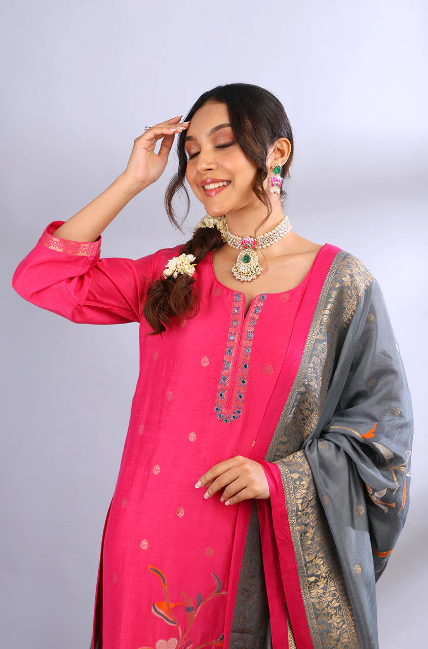 Dark pink muslin jacquard kurta set with grey dupatta