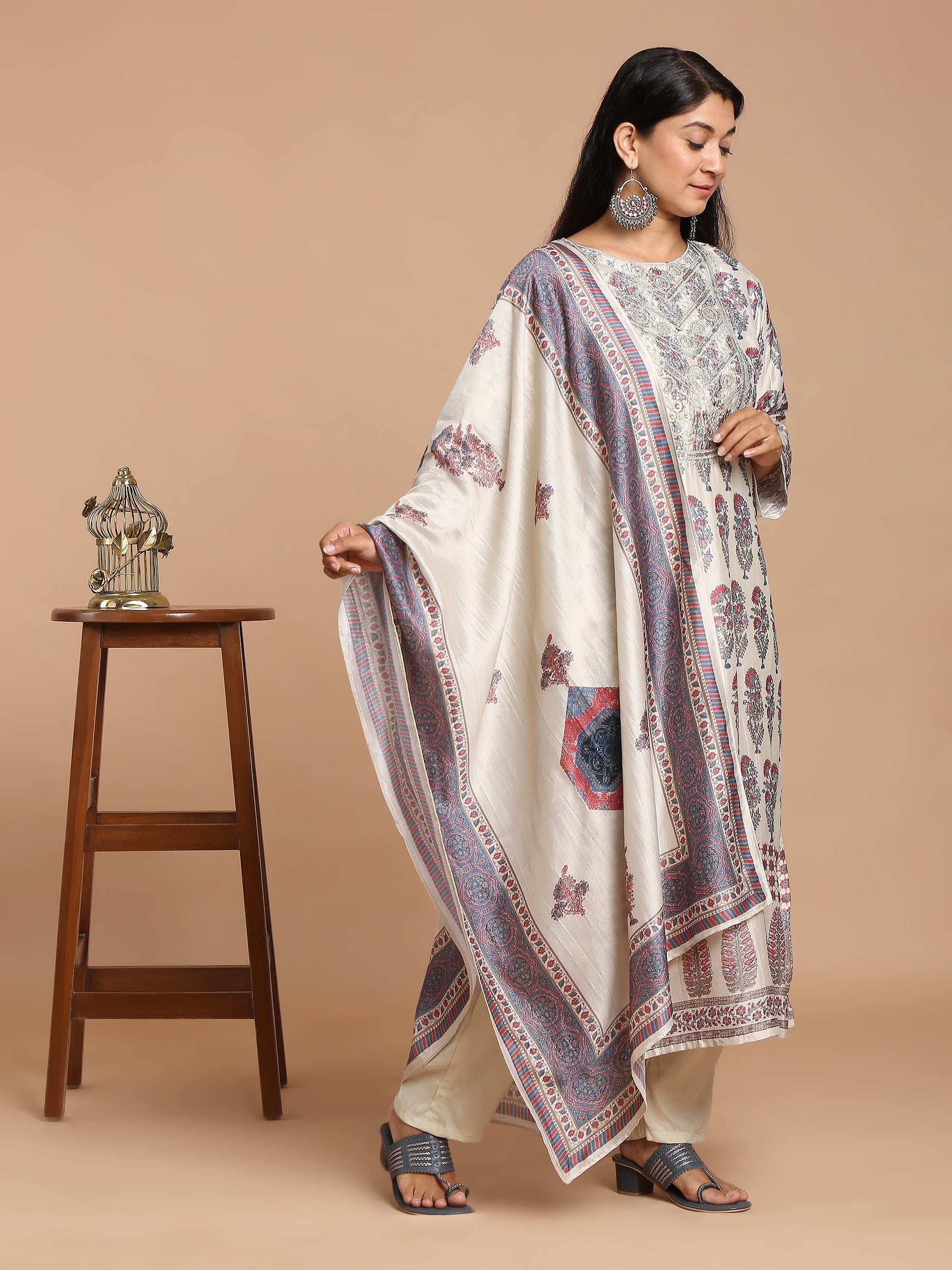 Cream printed kurta with pants and dupatta