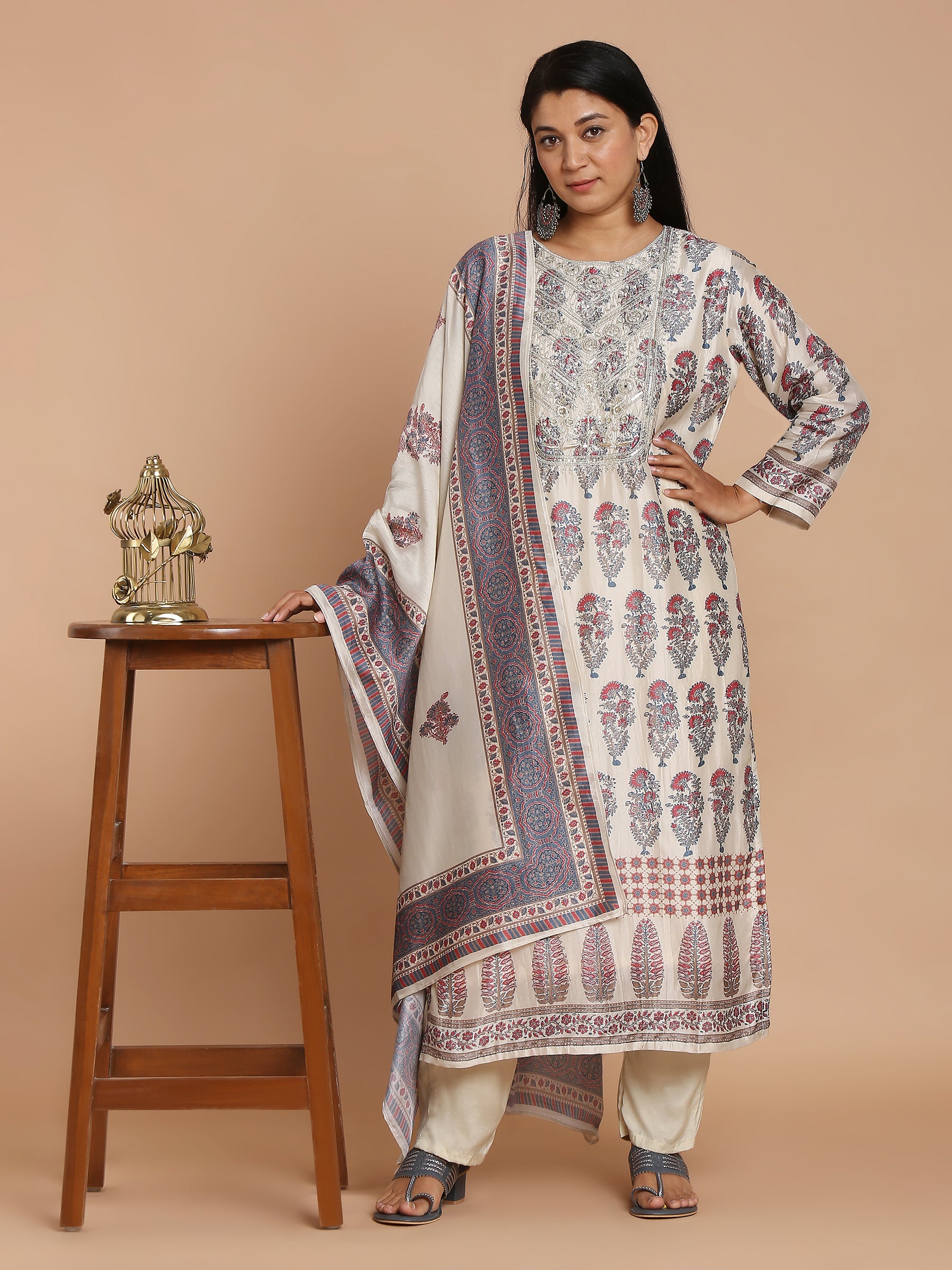 Cream printed kurta with pants and dupatta