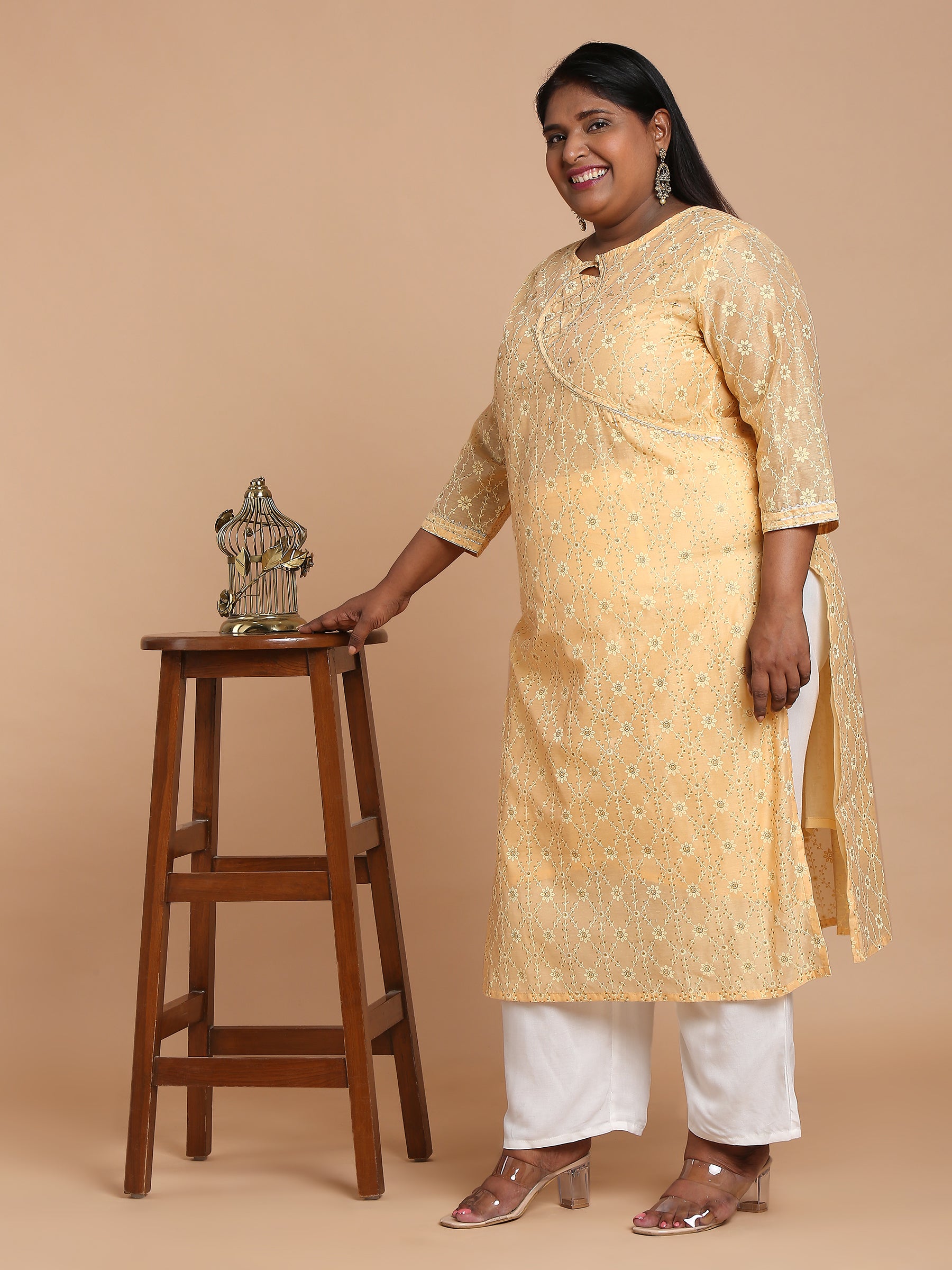 Peach threadwork kurta with white pants