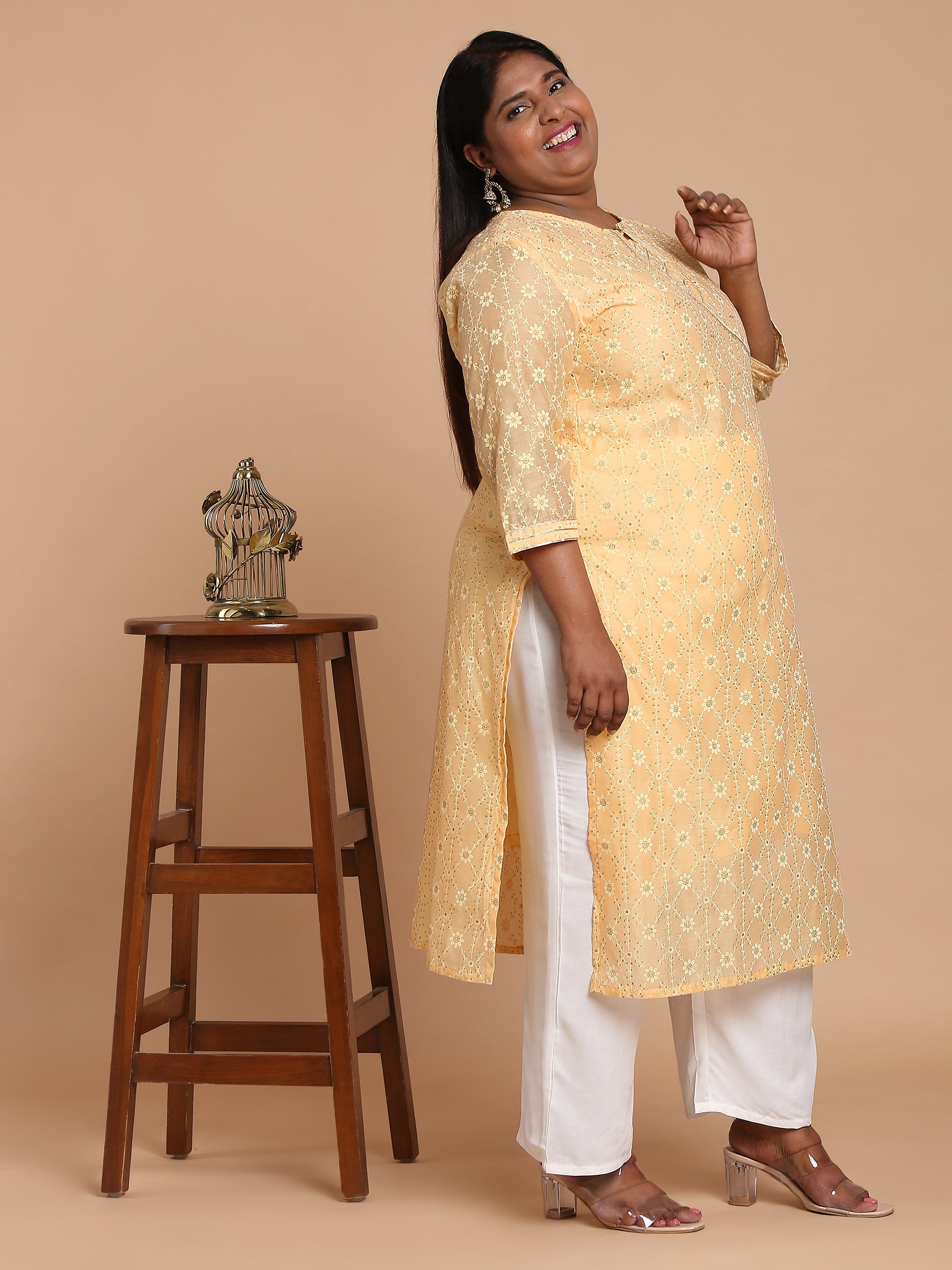 Peach threadwork kurta with white pants