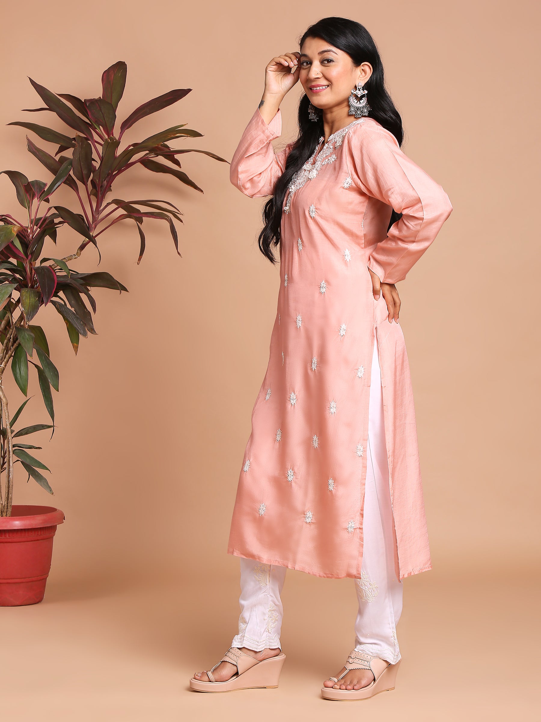 Pink threadwork kurta with white pants