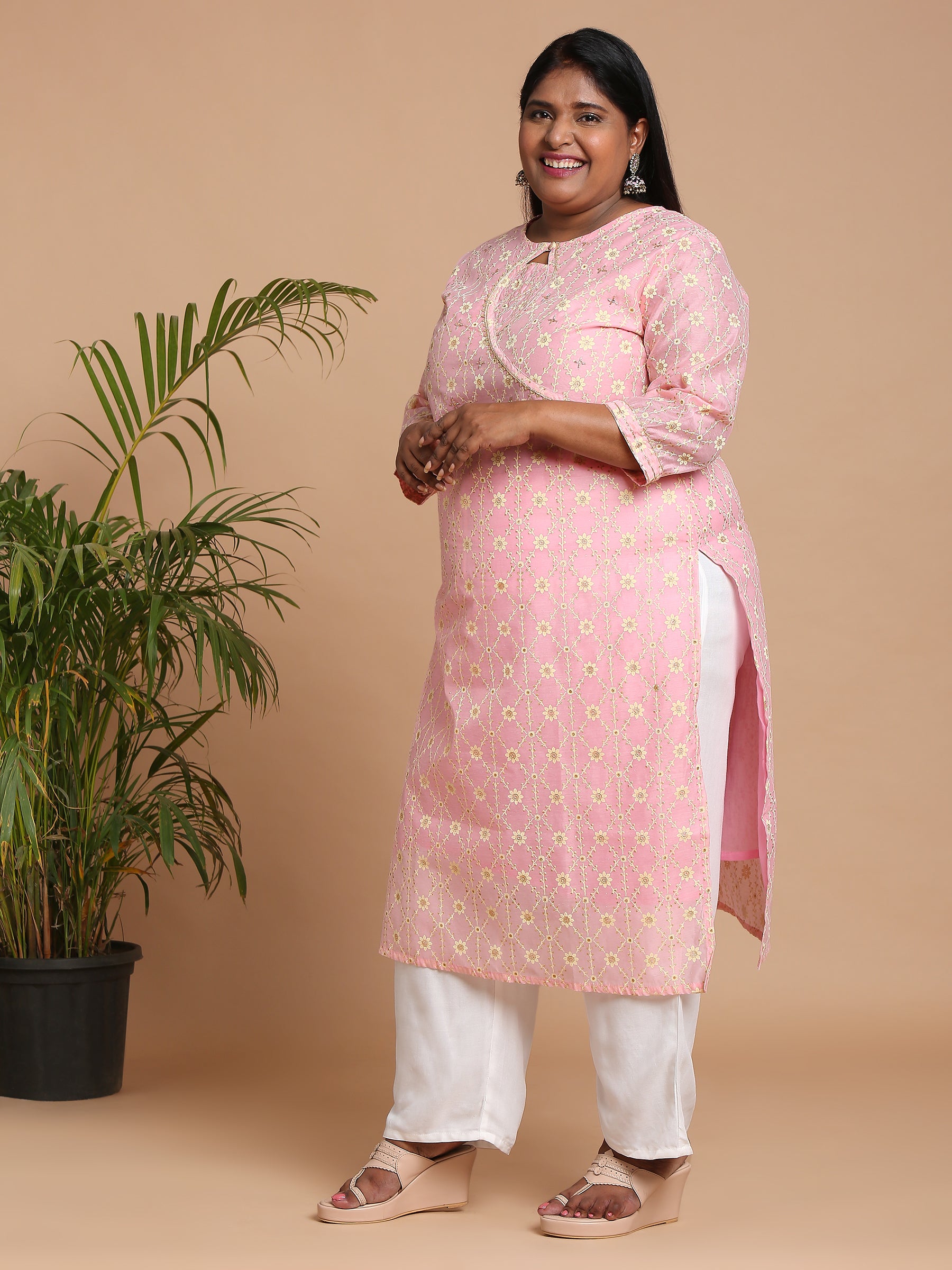 Rose pink threadwork kurta with white pants